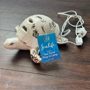 New With Tags Dei  Ceramic Sealife Sea Turtle Plug-in Lamp
